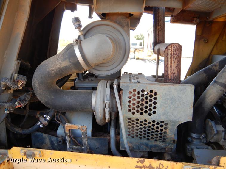 image for item DF2009 1997 Komatsu D41E dozer