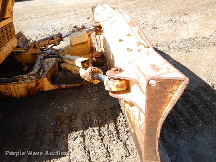 image for item DF2009 1997 Komatsu D41E dozer