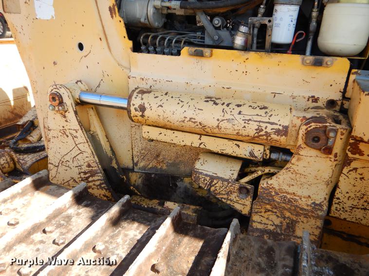 image for item DF2009 1997 Komatsu D41E dozer