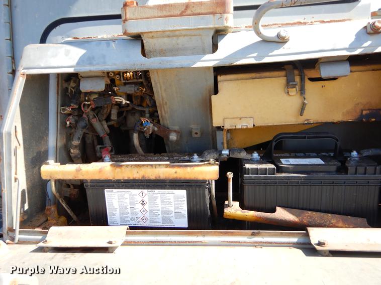 image for item DF2009 1997 Komatsu D41E dozer