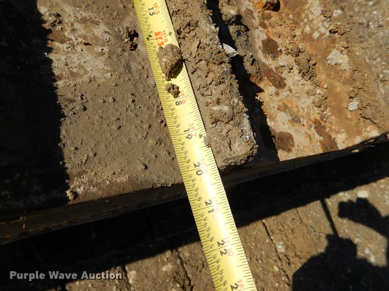 image for item DF2009 1997 Komatsu D41E dozer