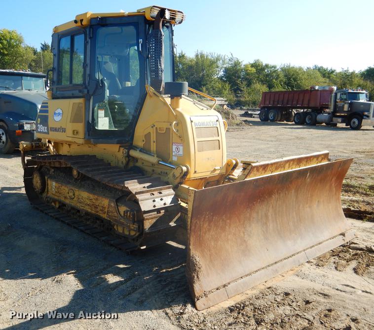 image for item DF2011 2011 Komatsu D39EX-22 dozer
