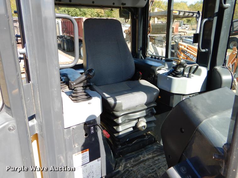 image for item DF2011 2011 Komatsu D39EX-22 dozer