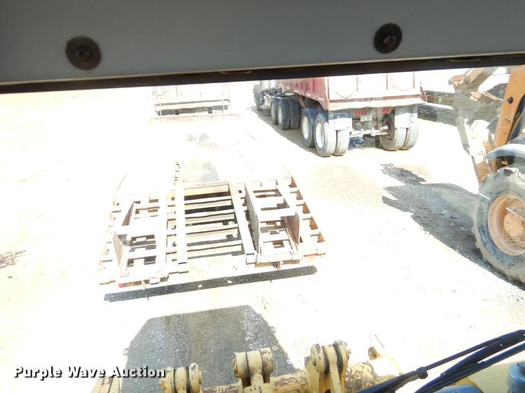 image for item DF2011 2011 Komatsu D39EX-22 dozer