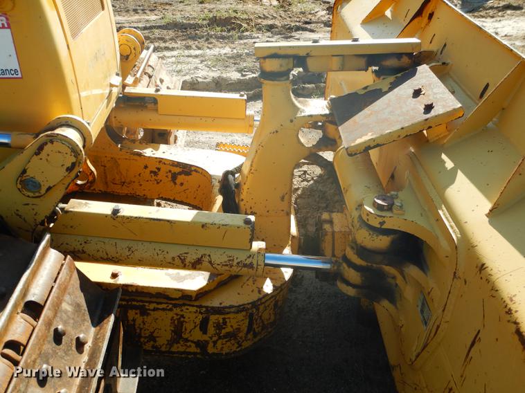 image for item DF2011 2011 Komatsu D39EX-22 dozer