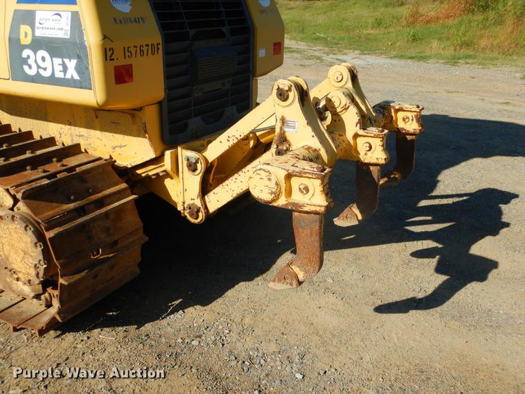 image for item DF2011 2011 Komatsu D39EX-22 dozer