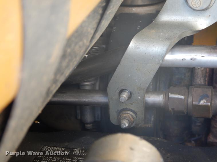 image for item DF2011 2011 Komatsu D39EX-22 dozer