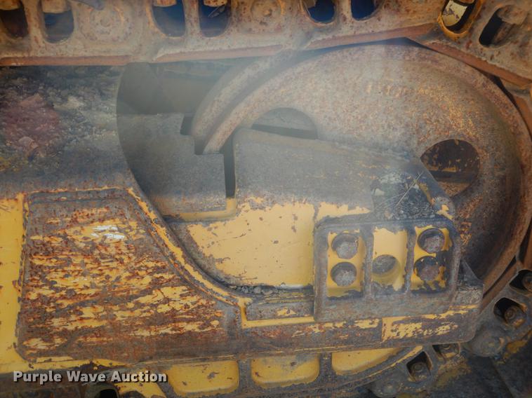 image for item DF2011 2011 Komatsu D39EX-22 dozer