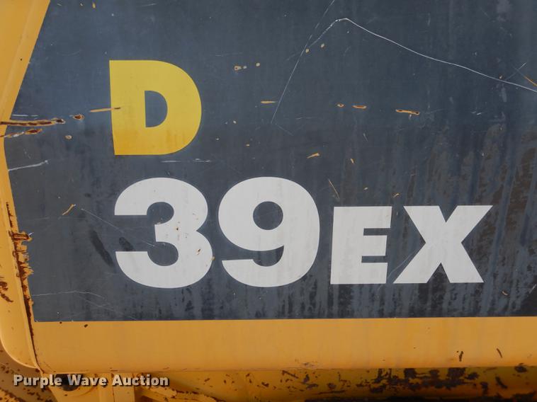 image for item DF2011 2011 Komatsu D39EX-22 dozer