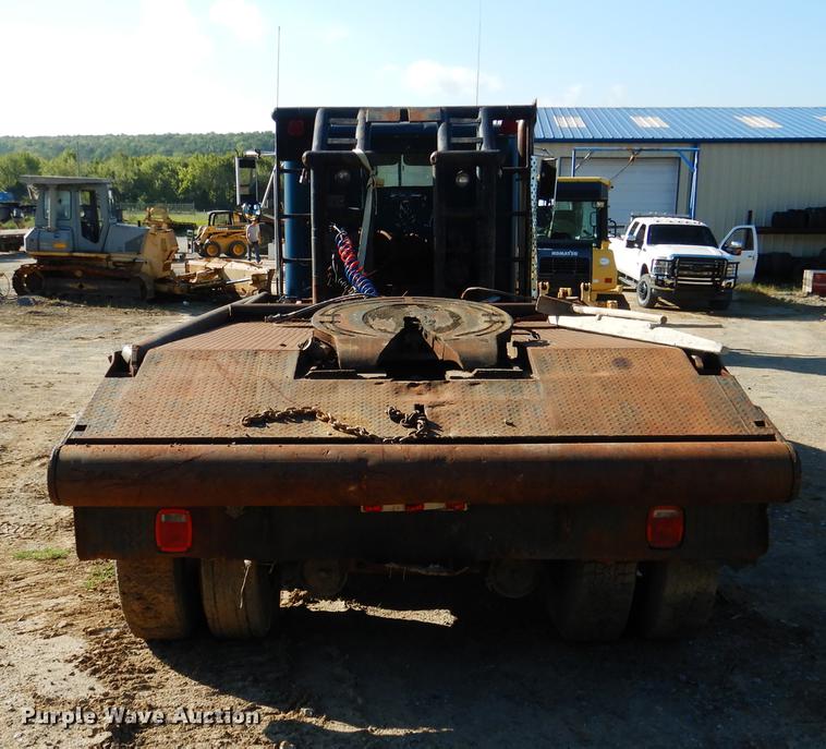 image for item DF2012 1995 International 9400 flatbed truck