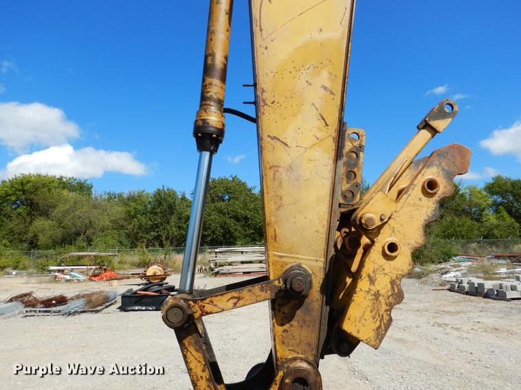 image for item DF2017 1989 Caterpillar E200B excavator