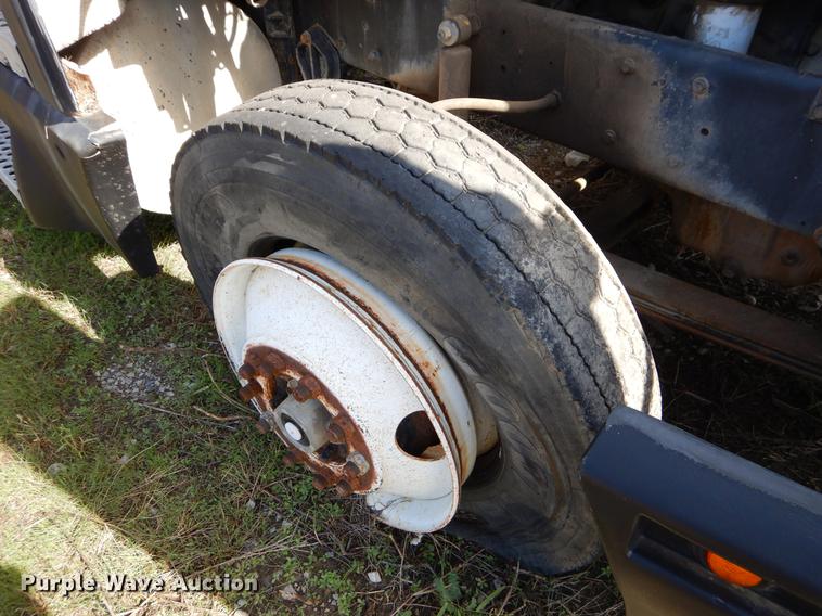 image for item DF2019 1988 Kenworth T600 dump truck