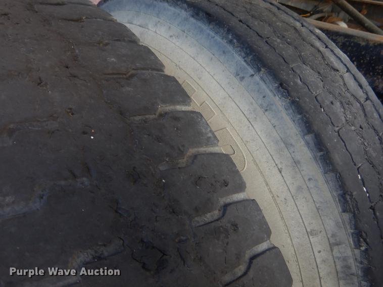 image for item DF2019 1988 Kenworth T600 dump truck