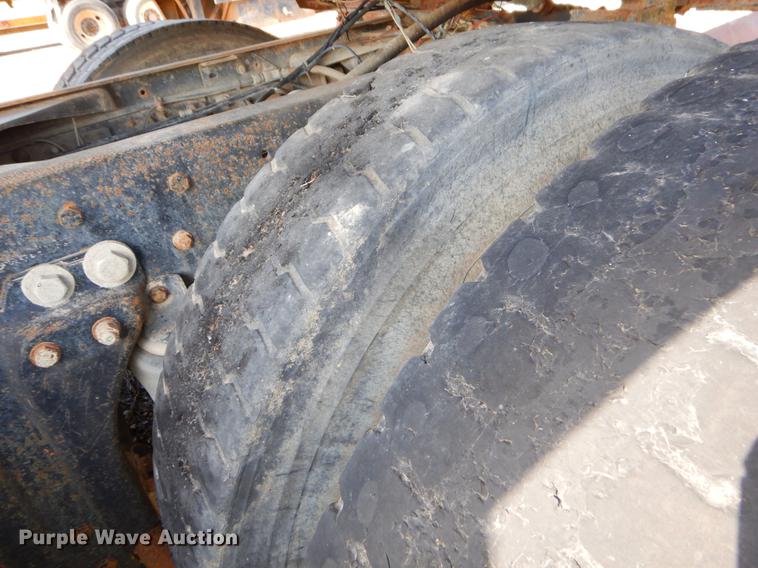 image for item DF2019 1988 Kenworth T600 dump truck