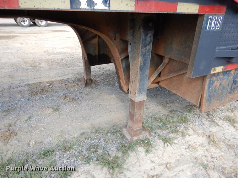 image for item DF2023 1988 Great Dane GPDAR-248 equipment trailer