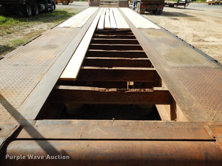 image for item DF2023 1988 Great Dane GPDAR-248 equipment trailer