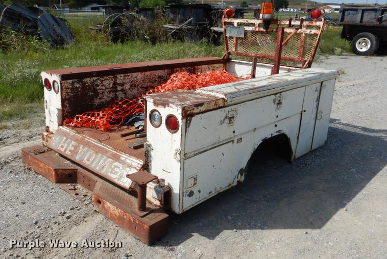 image for item DF2028 Reading steel utility bed