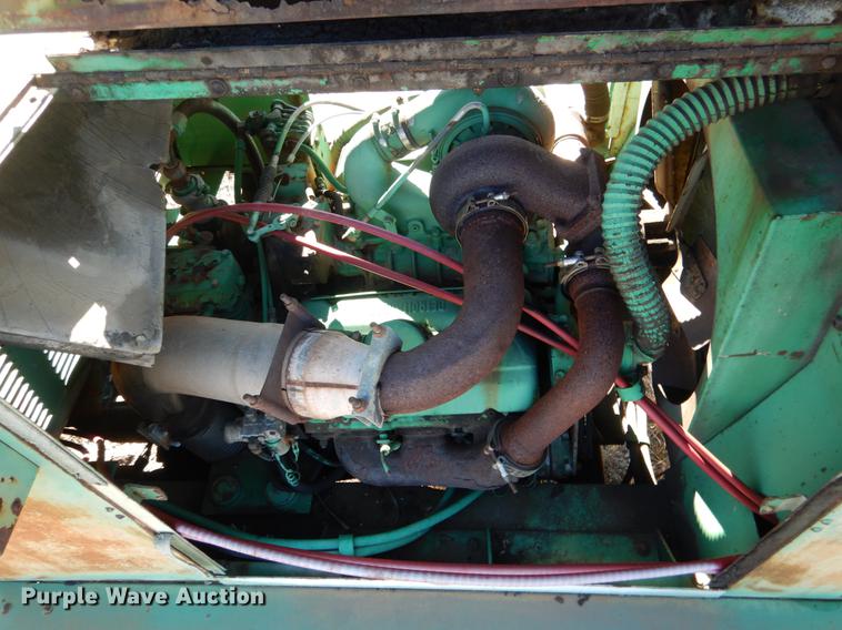 image for item DF2034 1981 Gradall G660 rubber tire excavator