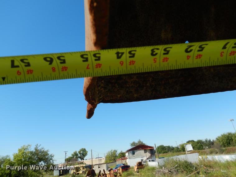 image for item DF2034 1981 Gradall G660 rubber tire excavator