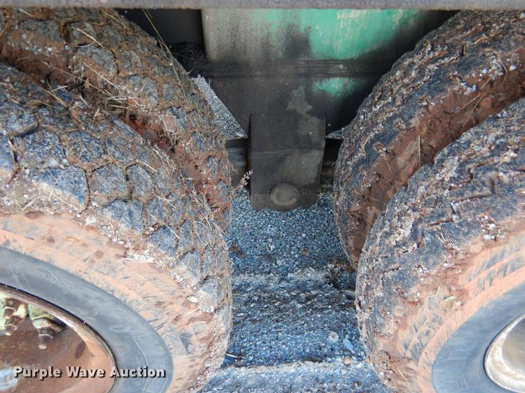 image for item DF2034 1981 Gradall G660 rubber tire excavator