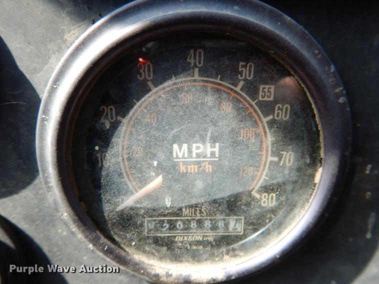 image for item DF2035 1994 Gradall G3WD rubber tire excavator