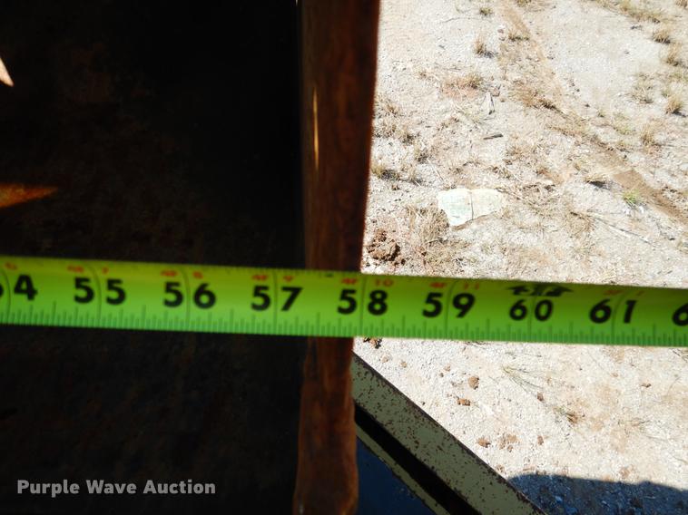 image for item DF2035 1994 Gradall G3WD rubber tire excavator