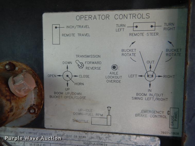 image for item DF2036 1987 Badger 444 Hydro-Scopic rubber tire excavator