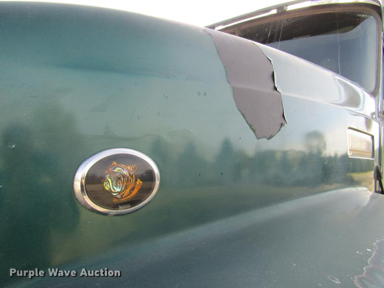 image for item DF3874 2000 Mack CL700 dump truck