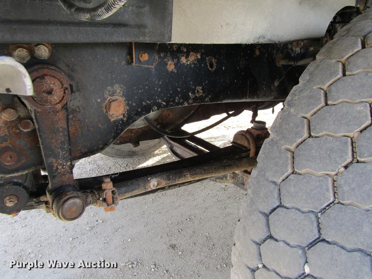 image for item DF3874 2000 Mack CL700 dump truck