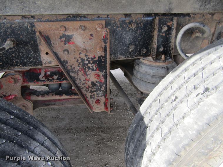 image for item DF3874 2000 Mack CL700 dump truck