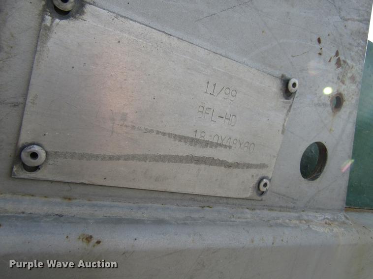 image for item DF3874 2000 Mack CL700 dump truck