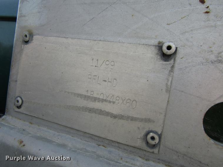 image for item DF3874 2000 Mack CL700 dump truck