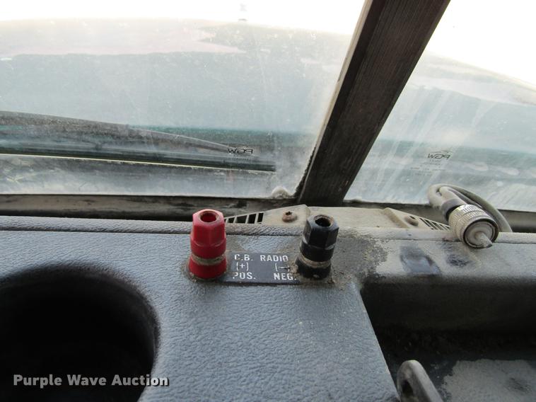 image for item DF3874 2000 Mack CL700 dump truck