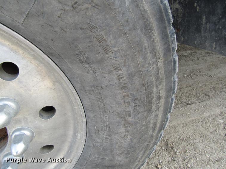 image for item DF3874 2000 Mack CL700 dump truck