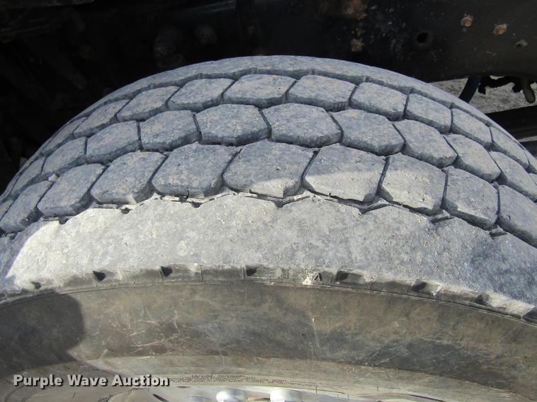 image for item DF3874 2000 Mack CL700 dump truck