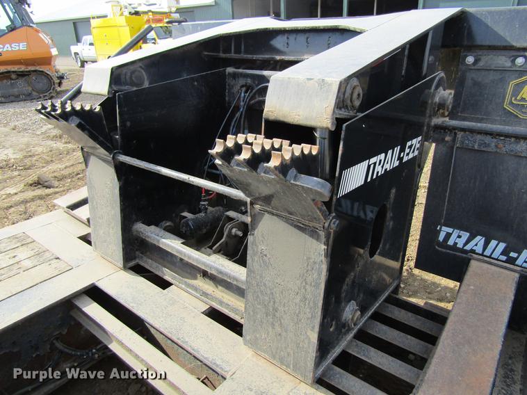 image for item DF3875 2012 Trail Eze TE110DG53 low boy equipment trailer