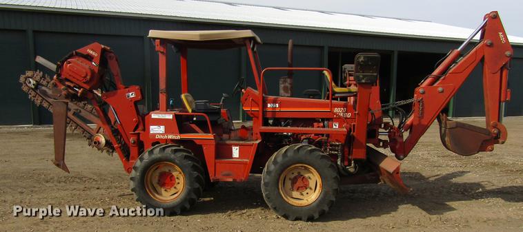 image for item DF3878 1997 Ditch Witch 8020 trencher
