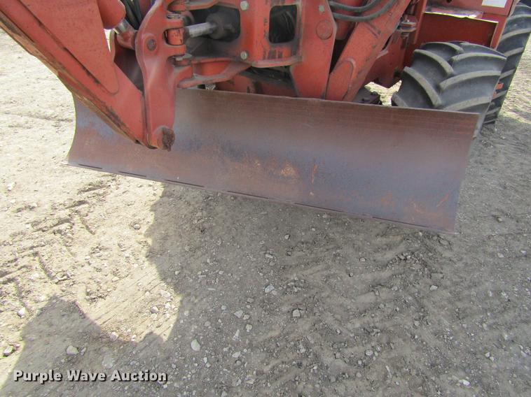 image for item DF3878 1997 Ditch Witch 8020 trencher