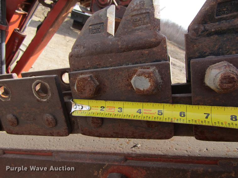 image for item DF3878 1997 Ditch Witch 8020 trencher