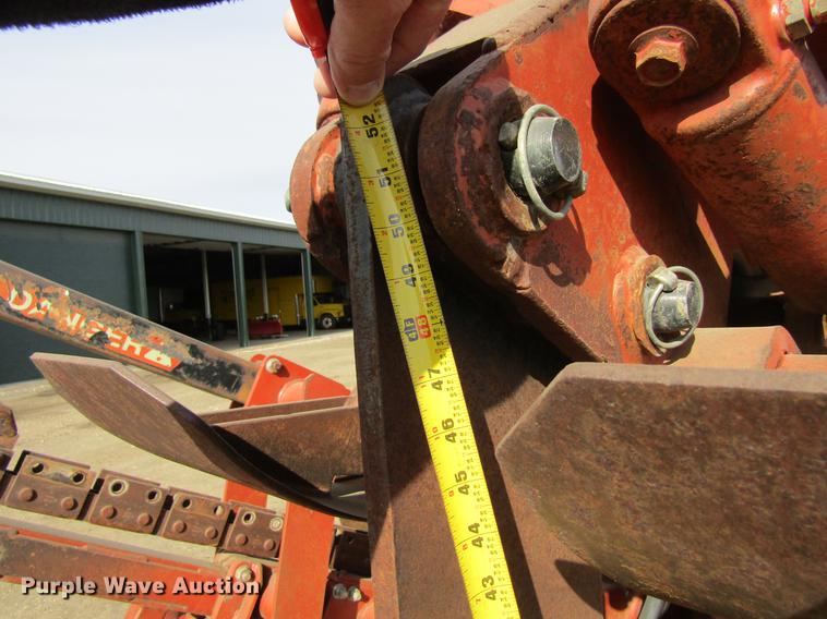 image for item DF3878 1997 Ditch Witch 8020 trencher