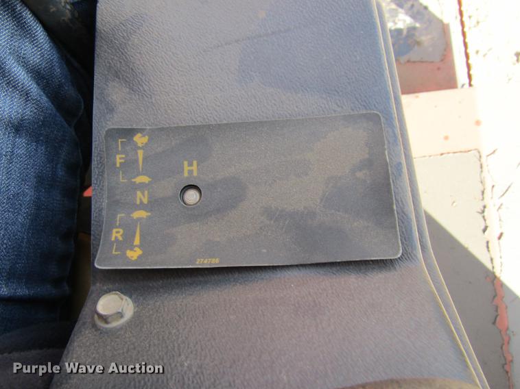 image for item DF3878 1997 Ditch Witch 8020 trencher