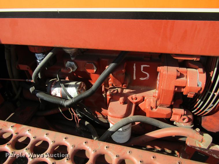 image for item DF3878 1997 Ditch Witch 8020 trencher