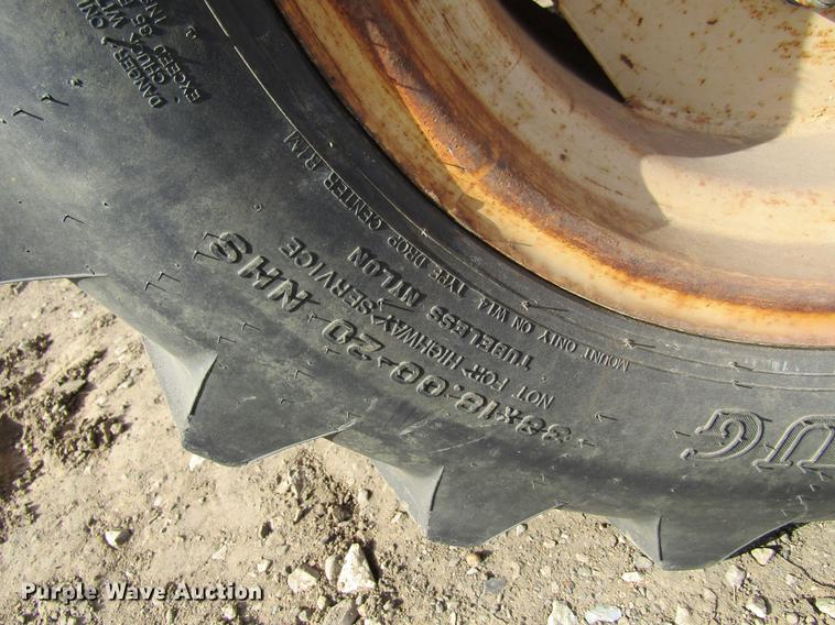 image for item DF3878 1997 Ditch Witch 8020 trencher