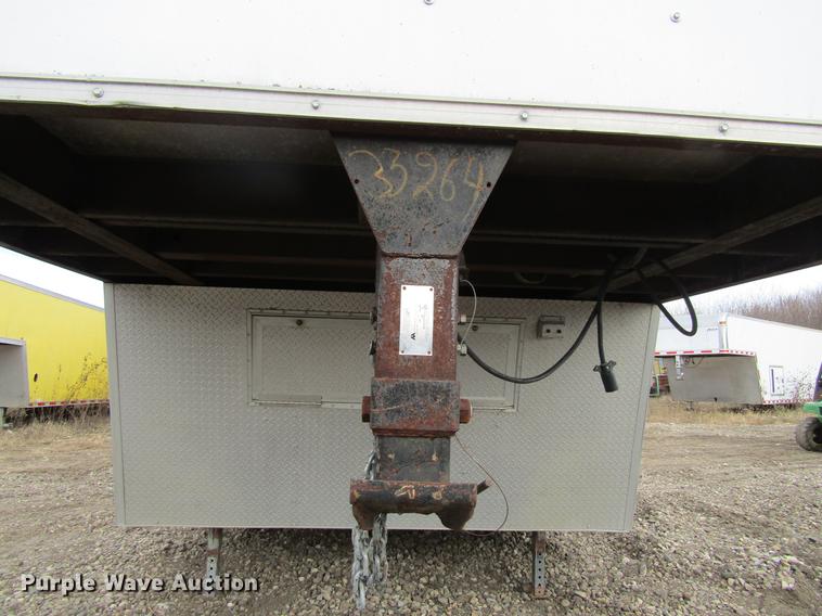 image for item DF3879 1998 United Express Line enclosed cargo trailer