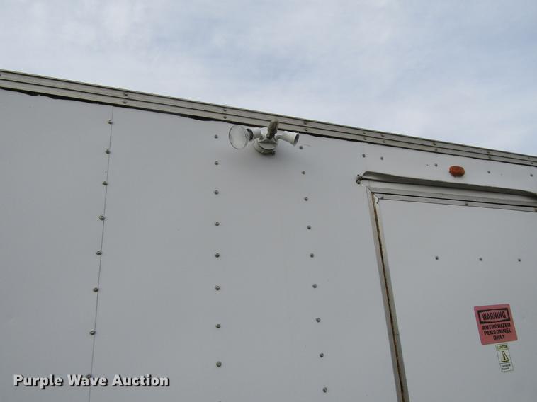 image for item DF3879 1998 United Express Line enclosed cargo trailer