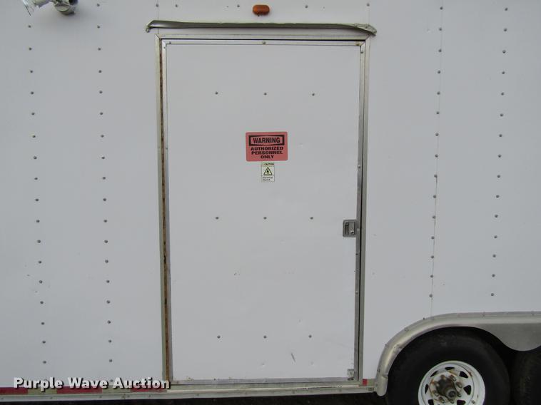 image for item DF3879 1998 United Express Line enclosed cargo trailer