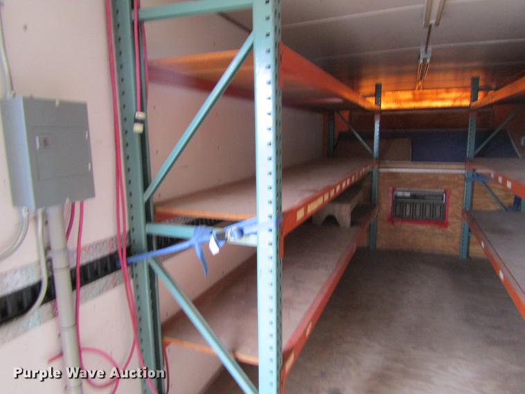 image for item DF3879 1998 United Express Line enclosed cargo trailer