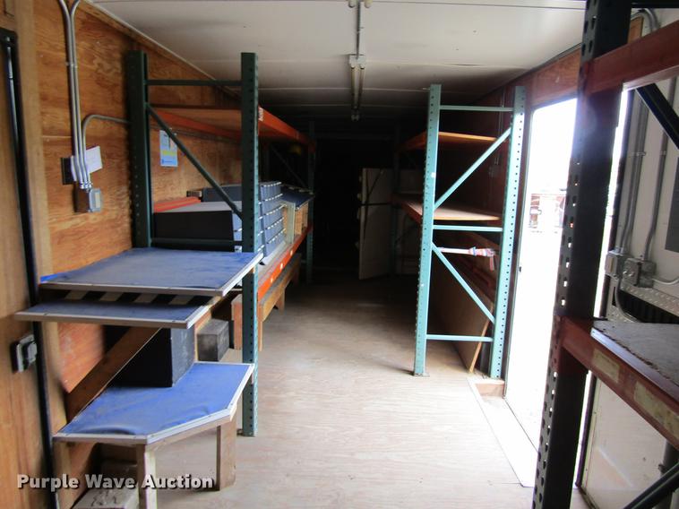 image for item DF3879 1998 United Express Line enclosed cargo trailer