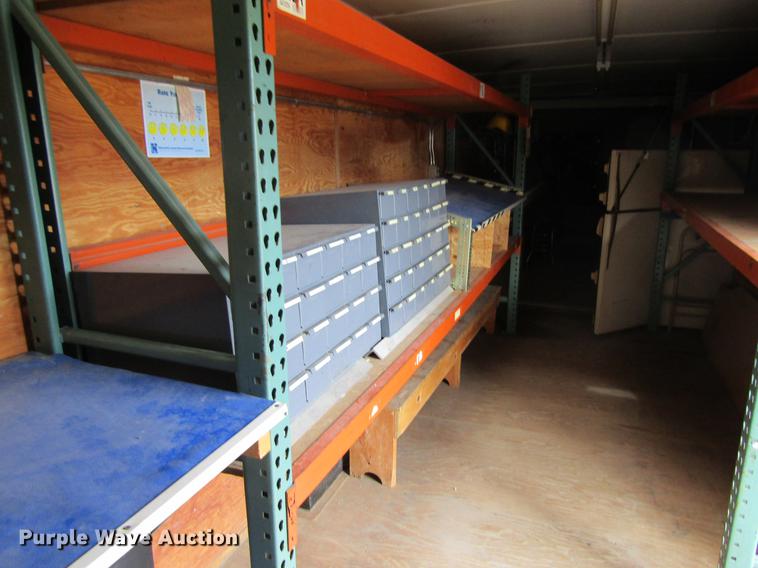 image for item DF3879 1998 United Express Line enclosed cargo trailer