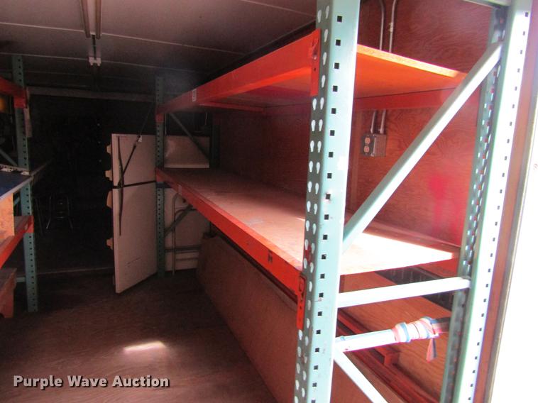 image for item DF3879 1998 United Express Line enclosed cargo trailer